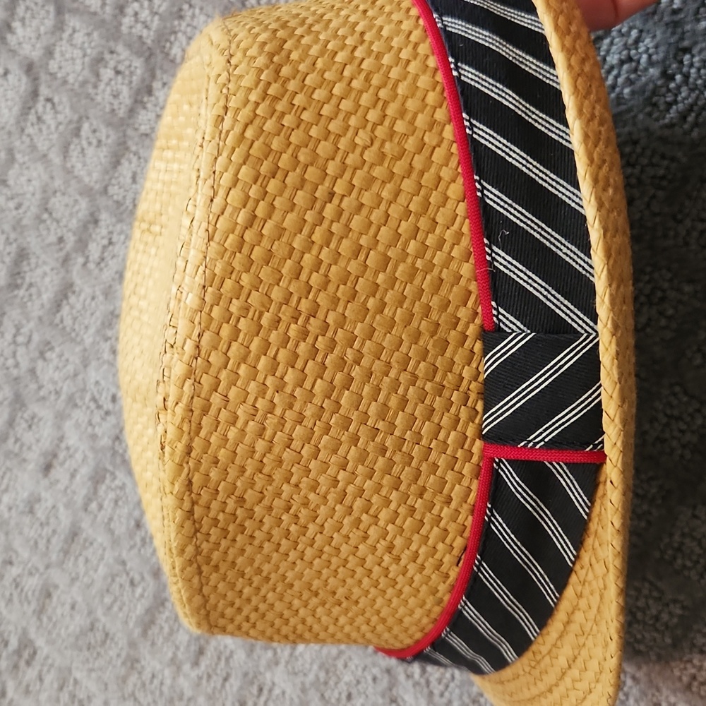 Straw hat